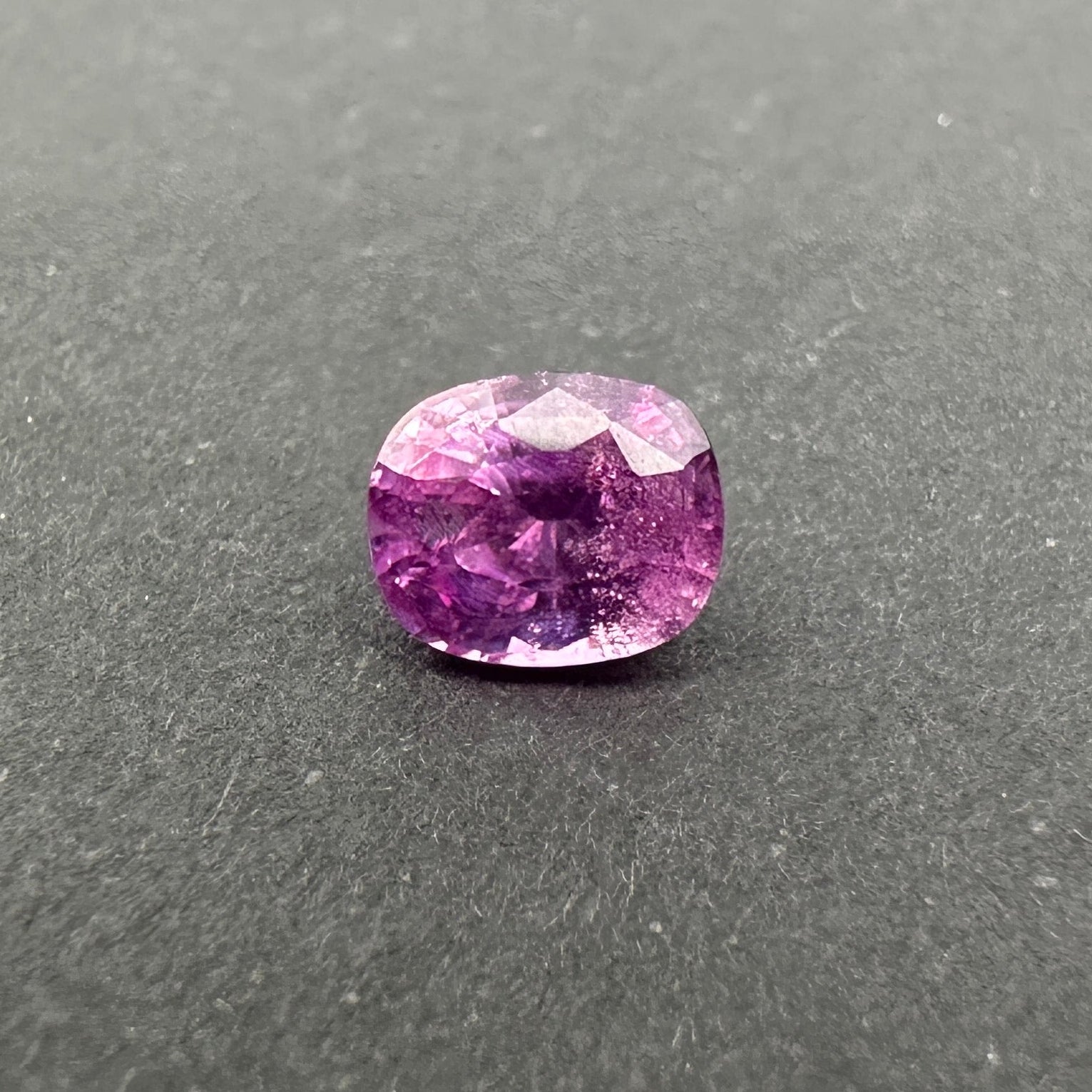 0.70ct Ceylon Pink Sapphire Unheated